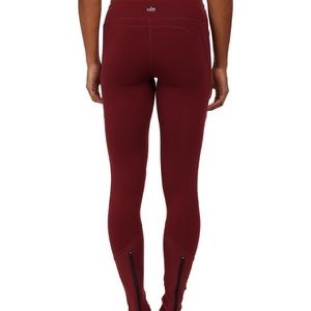 ❗️1 day sale ❗️Alo yoga leggings - Picture 2 of 4